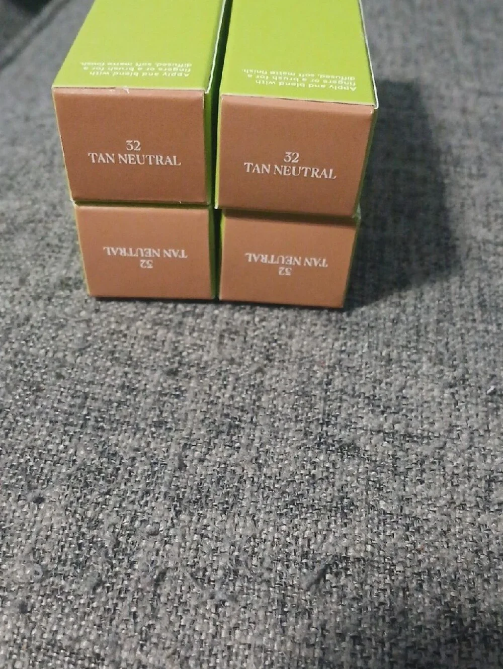 4 W3ll People Supernatural Complex Stick Foundation + Concealer 32 Tan Neutral